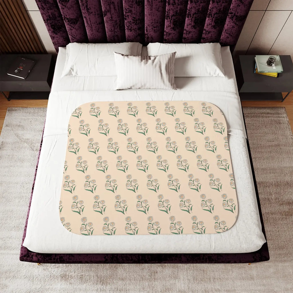 Sherpa Blanket - Daisy Flowers in Two Colors - DipaliZ