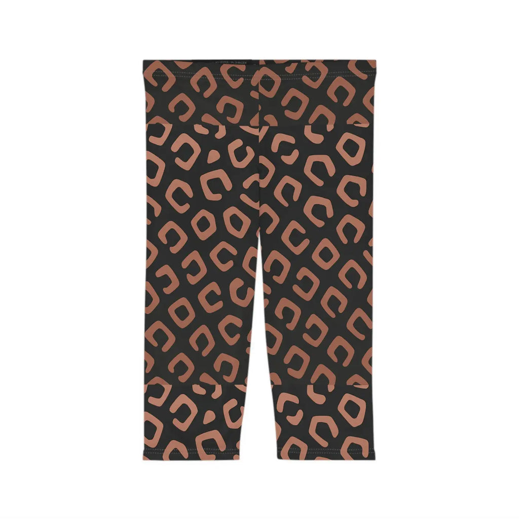 Stylish Women's Capri Leggings - All Over Print Design - DipaliZ