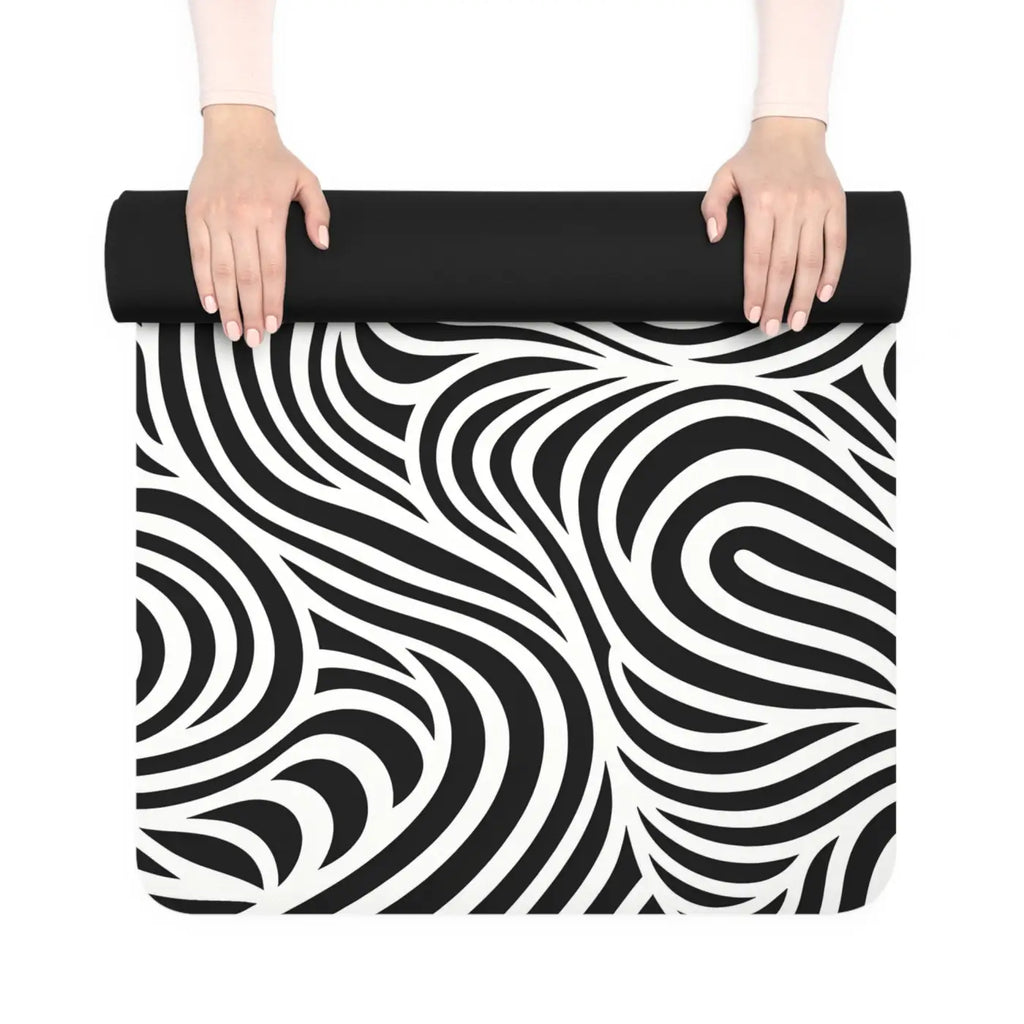 Trendy Rubber Yoga Mat - Stylish Grip and Comfort - DipaliZ