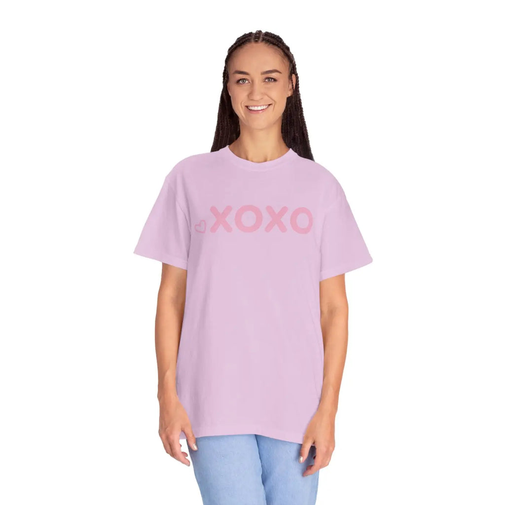 XOXO Floral Tee - Pink Valentine Day Graphic - DipaliZ